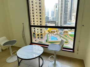JBR WALK - Master Bed Room Separate facilities near TRAM